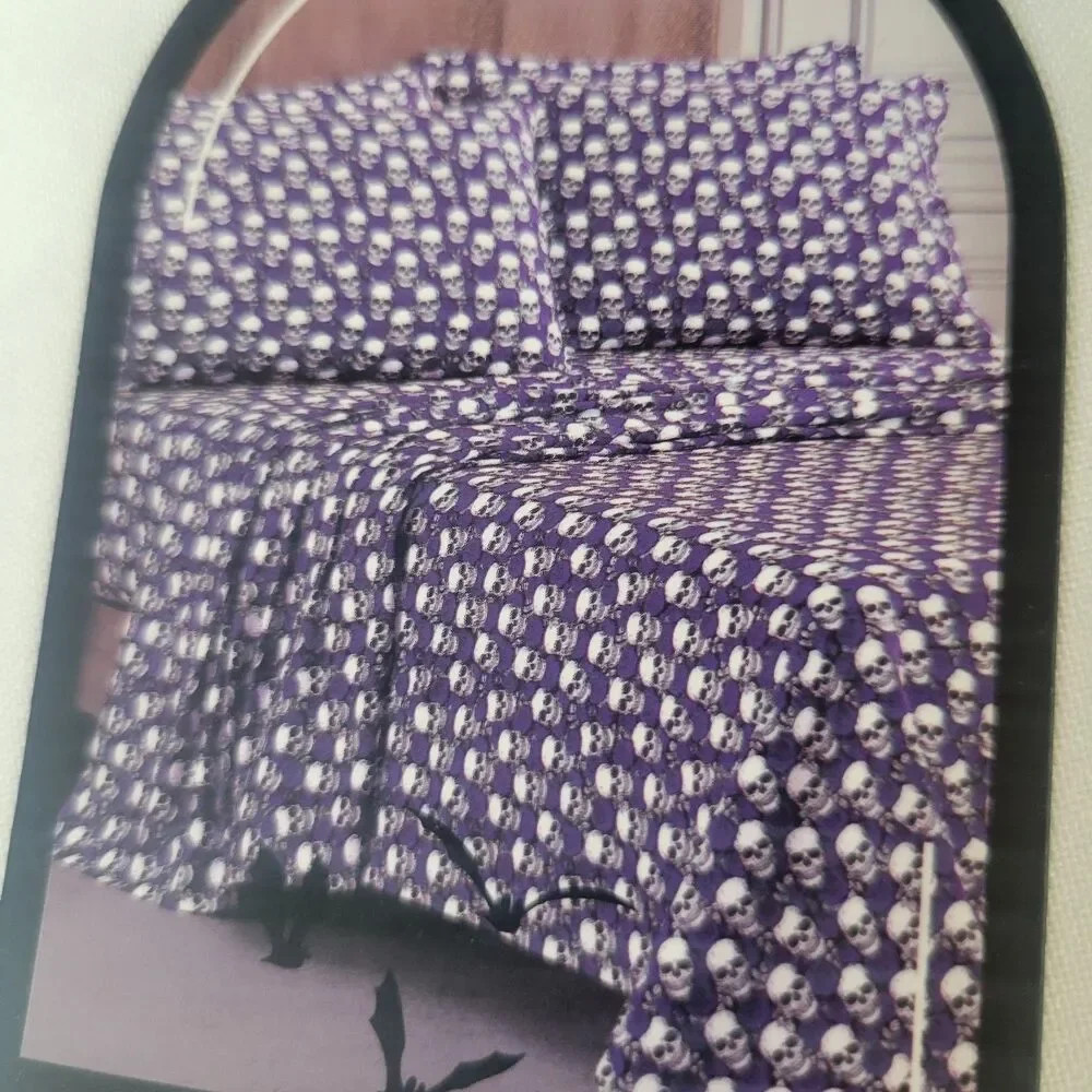 Halloween Trad Goth Style Queen 6pc Sheets Set Black White Skulls Purple Roses